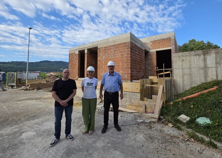 ŽUPAN OBISKAL GRADBIŠČE NOVE ČISTILNE NAPRAVE V MORAVČAH