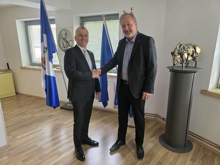 ŽUPAN SPREJEL RADA GLADKA, IZVOLJENEGA POSLANCA DRŽAVNEGA ZBORA NA...