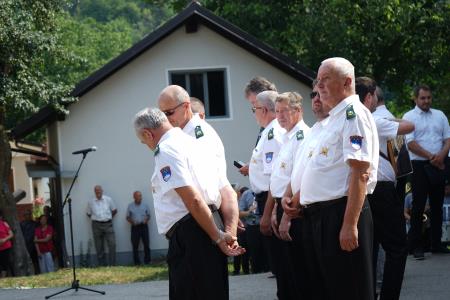 SPOMINSKA SVEČANOST OB 80-LETNICI POŽIGA VASI HRASTNIK